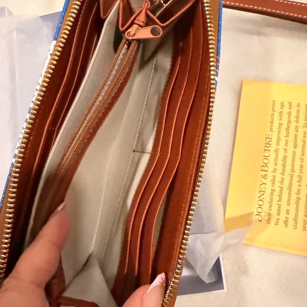 Dooney & Bourke Blue Dodgers Wallet - Picture 13 of 14